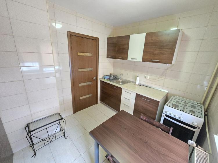 Piata Muncii / 2 Min Metrou / Garsoniera decomandata la cheie