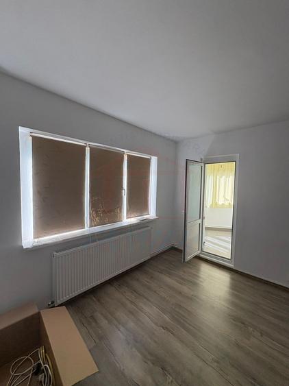 DE ÎNCHIRIAT – 2 CAMERE DECOMANDATE ÎN IC FRIMU