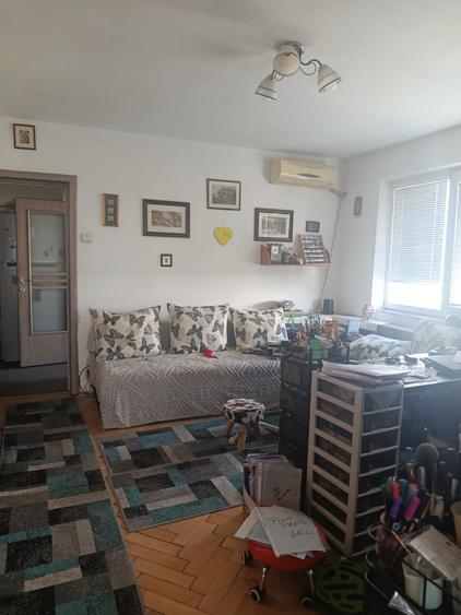 Apartament cu 3 camere de vânzare – Bulevardul Ion Mihalache nr. 235