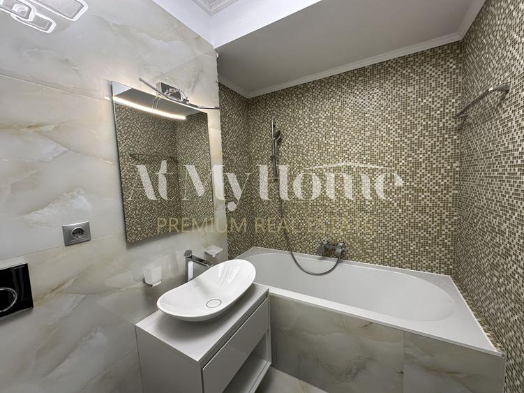 Apartament spatios cu 2 camere/ piscina exterioara/ terasa 21 mp/ Iancu Nicolae