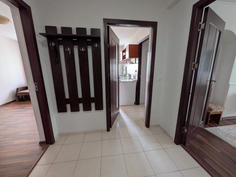 Apartament zona Crang, prima chirie