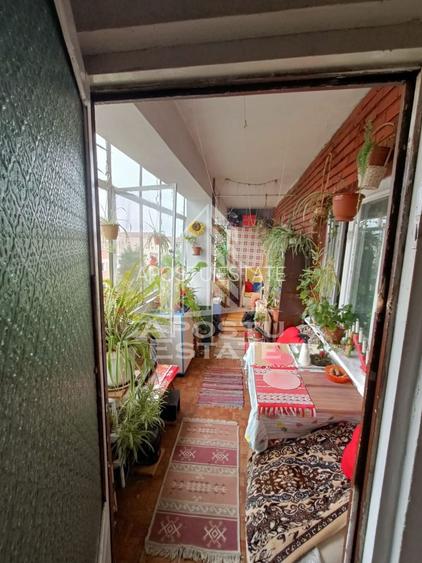 Apartament de vanzare cu 4 camere, centrala proprie, Aradului - 13