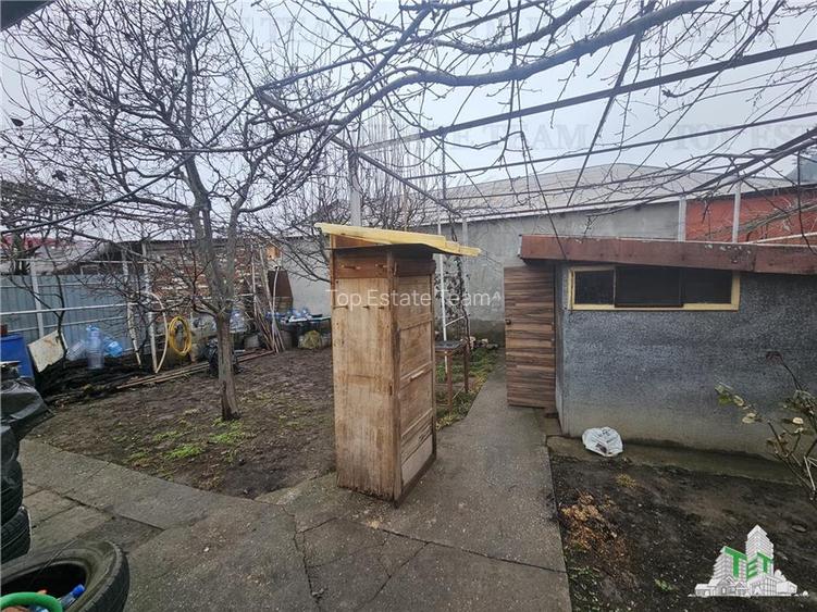 Casa individuala 3 camere, curte libera 225 mp, zona Piata Resita - 23
