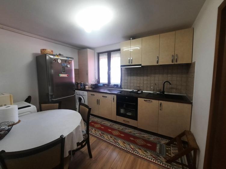 Apt 3 cam Maratei (Asirom / Scoala nr2) - Cod 162365