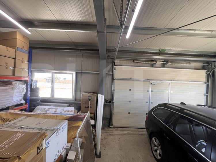 Hală industrială 390.17mp, teren 2.045 mp, afacere tipografie la cheie