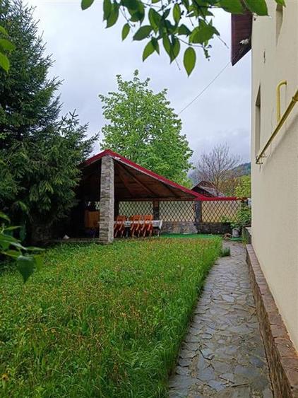 Cas Vila Azuga stare foarte buna zona linistita la cheie