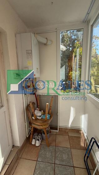 3 camere, centrala proprie, 2 bai, et. 2, bloc anvelopat. Disponibil imediat