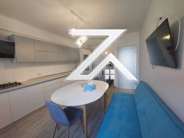 Central! Închiriez apartament 3 camere – modern, 2011