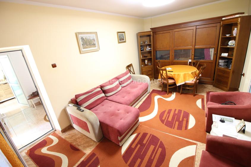 Vand/schimb casa  P+1, zona centrala - 200.000 euro - 5