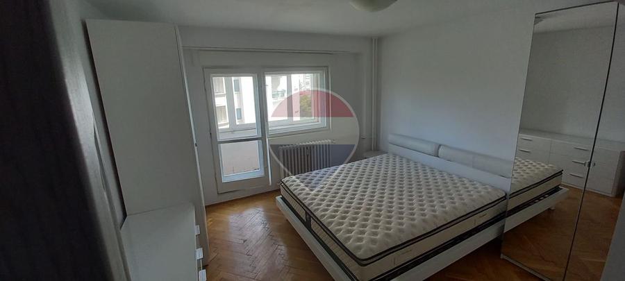Inchiriere Apartament luminos cu 2 camere