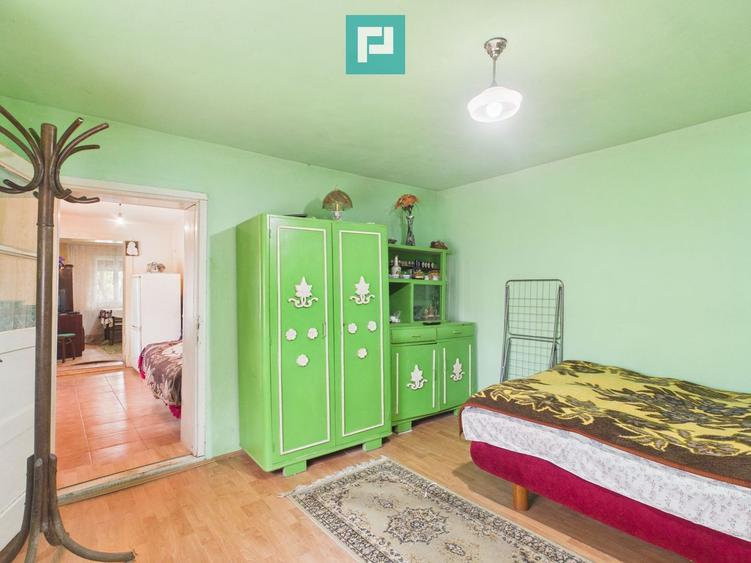 Casă din cărămidă 6 camere – Ineu