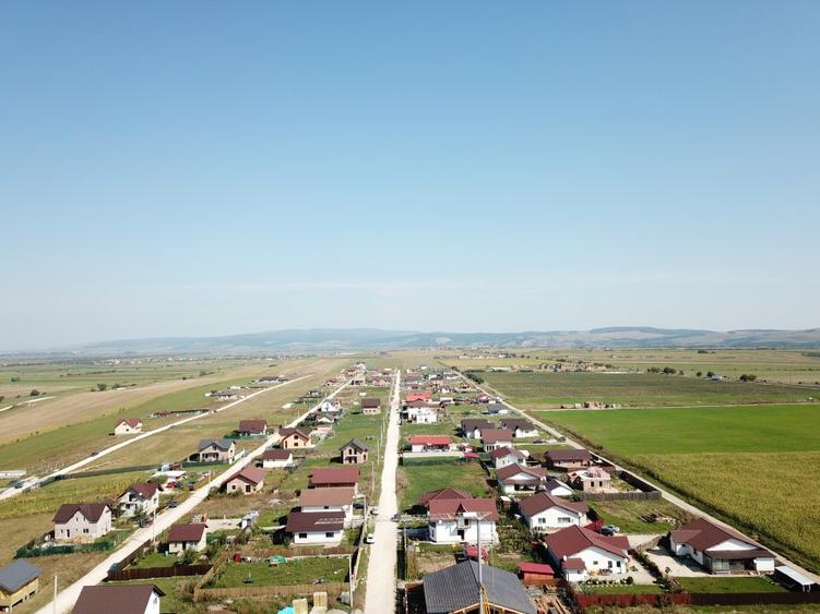 Parcele de casa cu utilitati in fata parcelelor