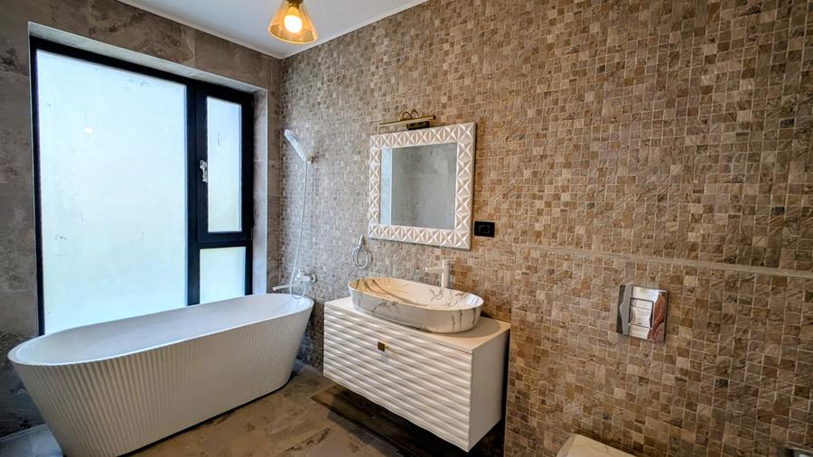 Vanzare/inchiriere vila mediteraneana P+1,str.privata/bariera,finisaje de lux.
