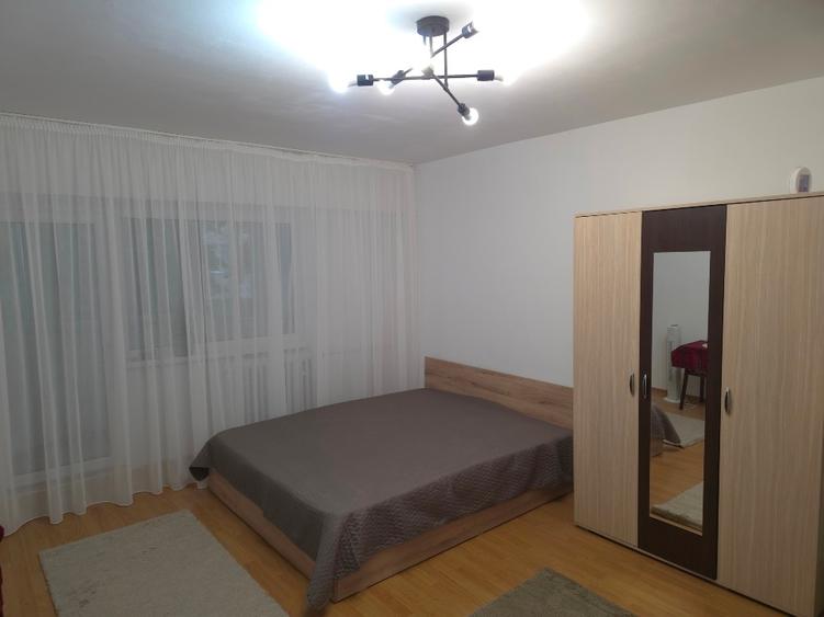 Proprietar , închiriez garsoniera Inginerilor Tei, 45mp