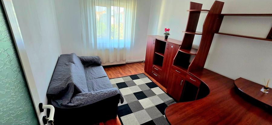 Vanzare apartament 4 camere , micro 3 Targoviste