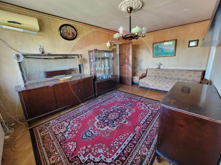 Apartament 2 camere de vanzare Vedere Libera