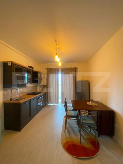 Apartament 2 camere, 40 mp, parcare, zona Eroilor