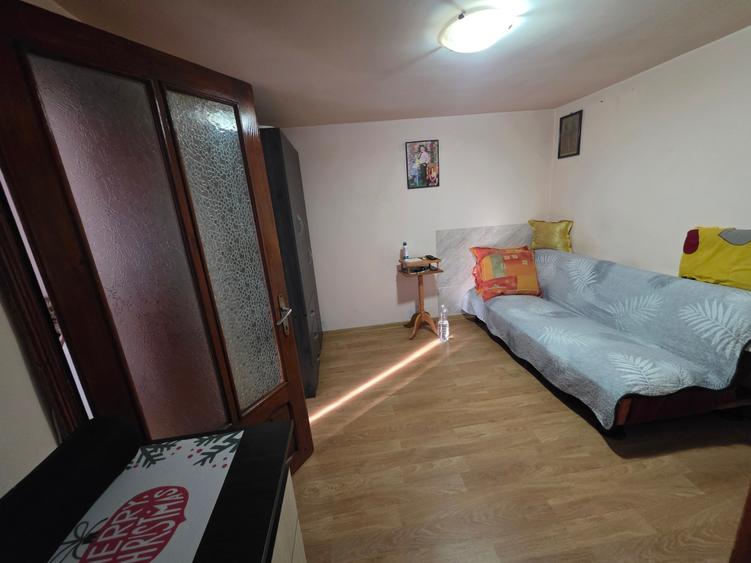 Casa zona Islaz , sup 239 mp