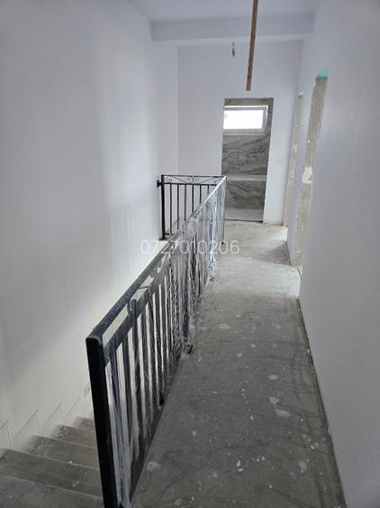 CASA DE VINZARE DIRECT DELA PROPRIETAR.  - 12
