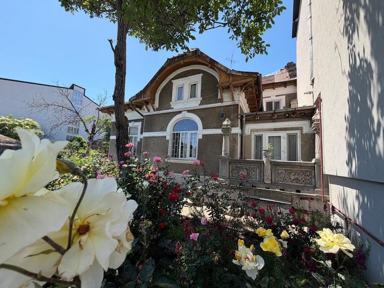 Casa cu teren de 1000mp Dacia