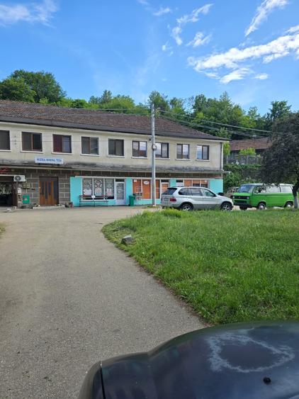 INVESTIȚIE! Apartament + Spațiu Comercial, Ultracentral, lângă Muzeul Mineral