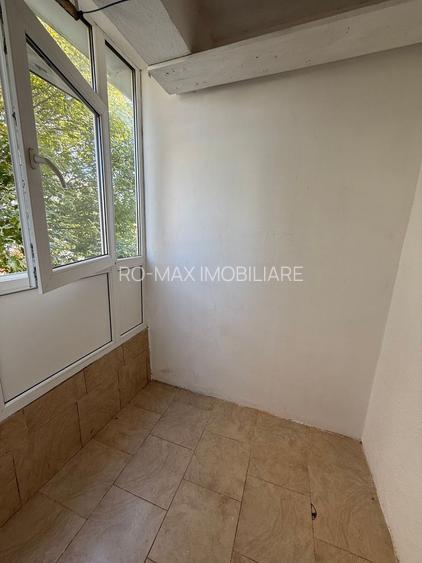 Garsonieră 27 mp cu balcon - etaj 2 - nemobilata -bloc an 1980 - 13
