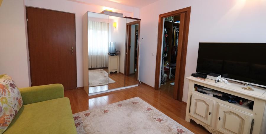 Vanzare vila noua, mobilata P+1+Pod Cornetu si 500 mp teren cu toate utilitatile