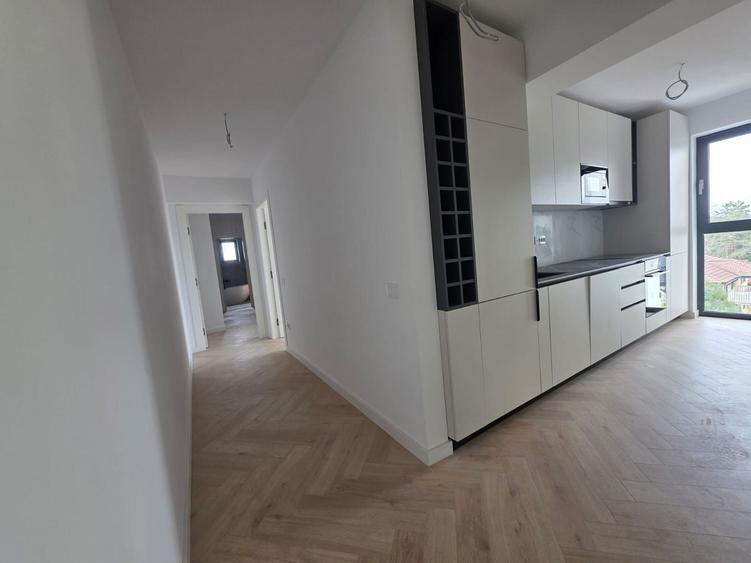 Apartament 4 camere de de vanzare Iancu Nicolae, Padurea Baneasa