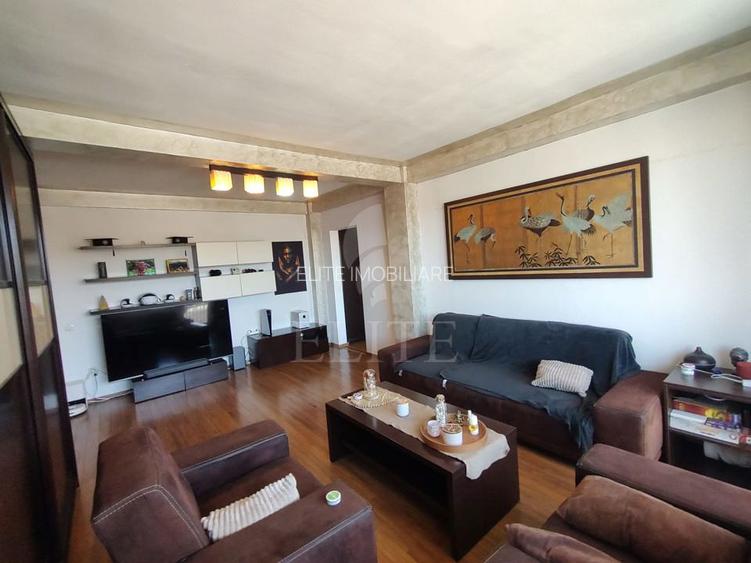 Apartament 2 camere în zona STRAZII BUCURESTI - 9