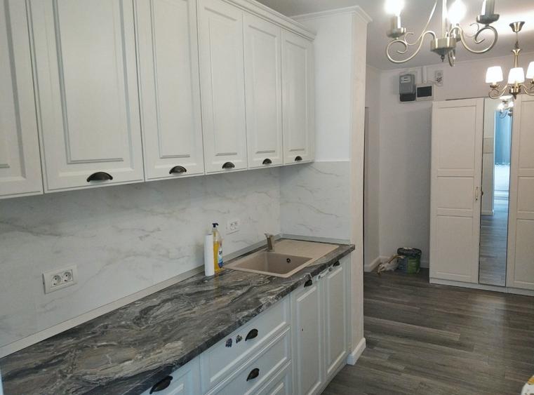 Tomis Nord - Zona Ciresica - Apartament elegant, cu centrala cu gaz si garaj