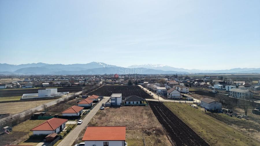 Teren intravilan Stupini - Brasov