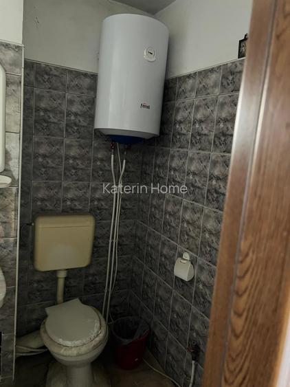 Apartament 3 camere semidecomandat, Valea Călugărească – de renovat - 11