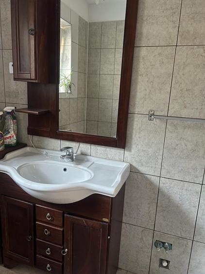 APARTAMENT RENOVAT 2 CAM DEC CU GRADINA LA VILA PARTER, SINGUR PE ETAJ