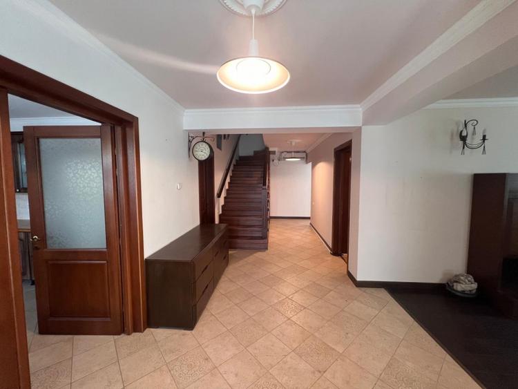 Vilă spațioasă P+1+M, teren 816 mp – Cocani, Crevedia |Ideal rezidență sau firma
