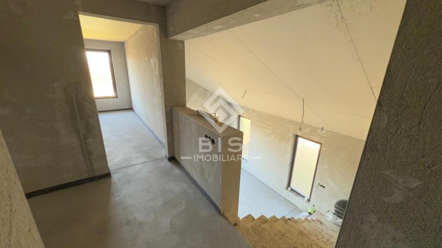 Casă 3 camere, 185mp, semifinisată, D+P+E