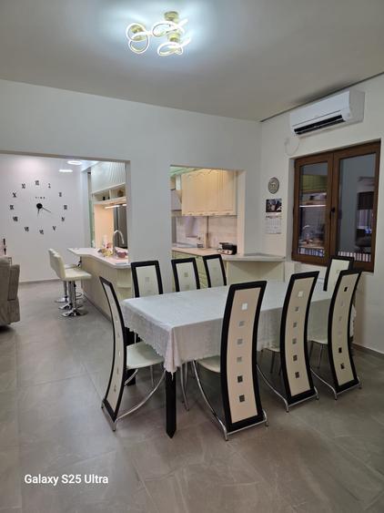 Apartament 3 camere Lux situat în Piața Amzei