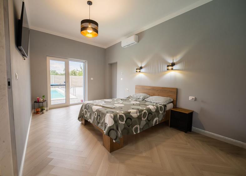 Mosnita Noua casa 335000 euro