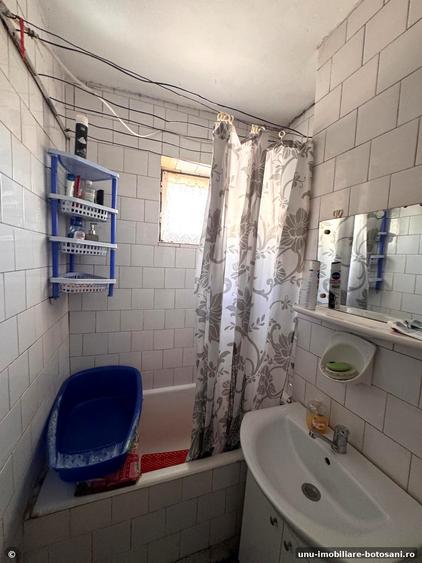 Apartament cu 3 camere – Zona Bulevard / Aleea Arcului, Botoșani | Etaj 4/4