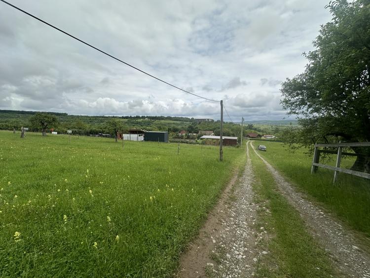 Teren cu priveliște deosebită, 2000mp în Fântânele