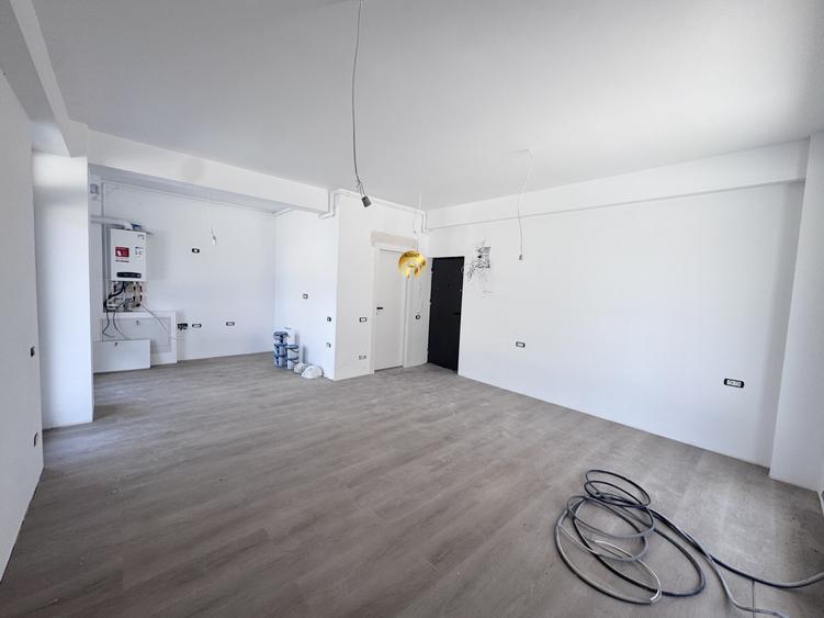 Garsoniera 36.5 mp in Bloc Nou - Parter - Otopeni