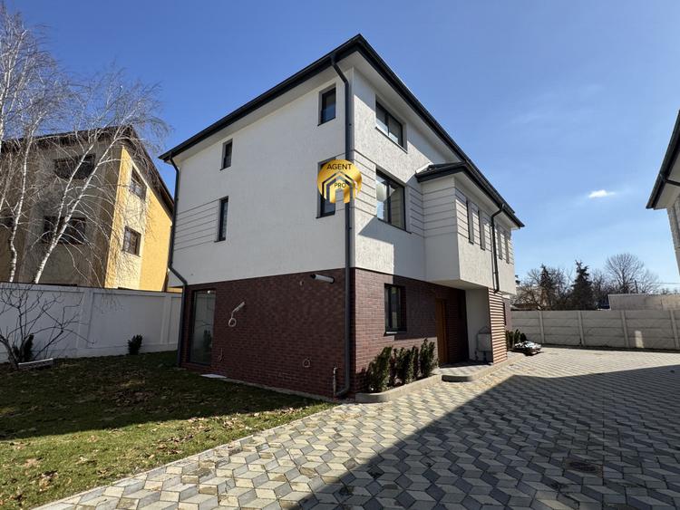 Complex NOU 8 case P+1+M - 5 camere - Otopeni - Ferme