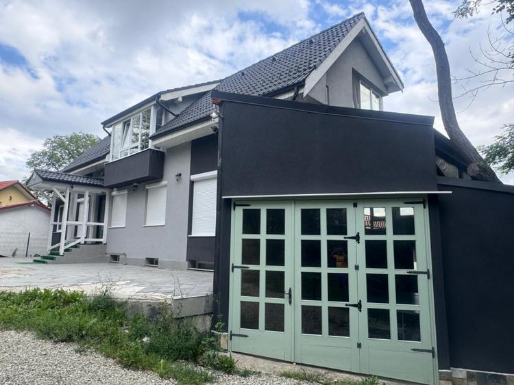 Mega Oferta cu discount 3000euro - Pensiune/vila Bran moderna 2018
