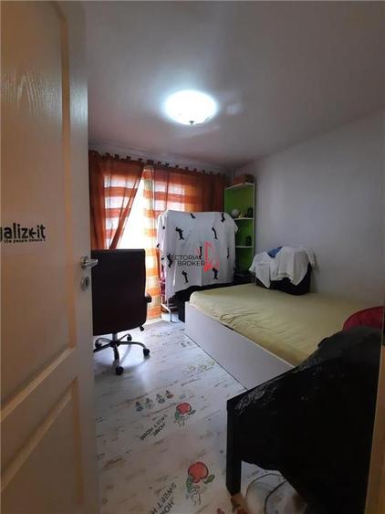 4 camere decomandat Piata Delfinului