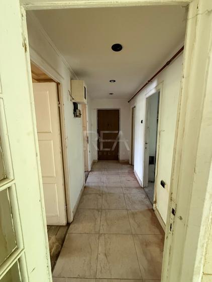 Apartament 2 camere, Regie