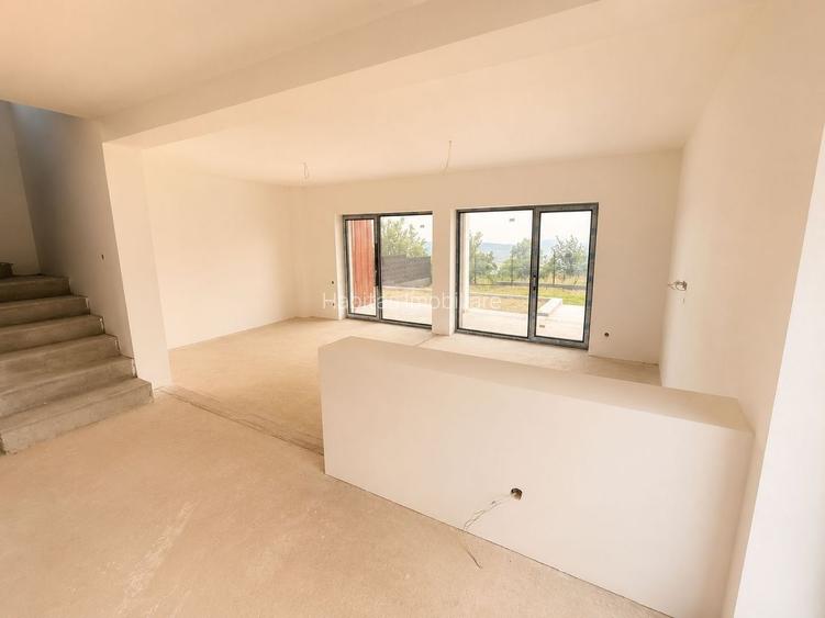 Casa de vanzare in Feleacu, 500 mp teren, garaj, priveliste deosebita - 11