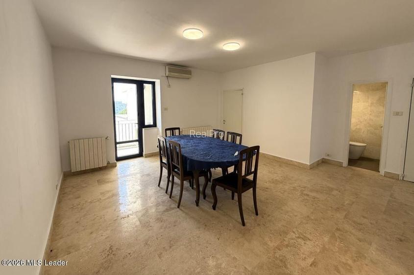 Polona - Duplex 256 mpu, 6 camere, etaje 6+7, panorama, terase 52 mp - 32