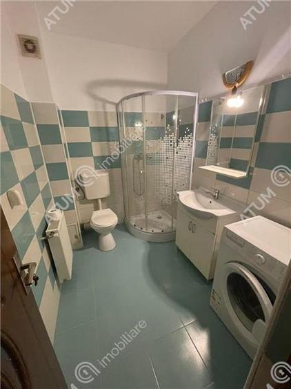 Apartament cu 3 camere decomandate 2 bai si 2 balcoane in Sibiu