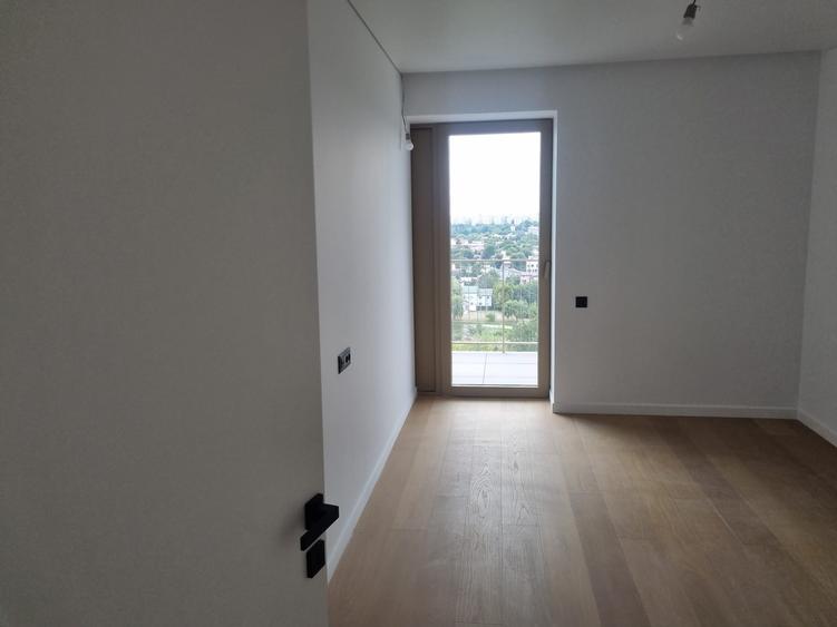 Vanzare Apartament 4 camere One High District 2 locuri Parcare Incluse in pret