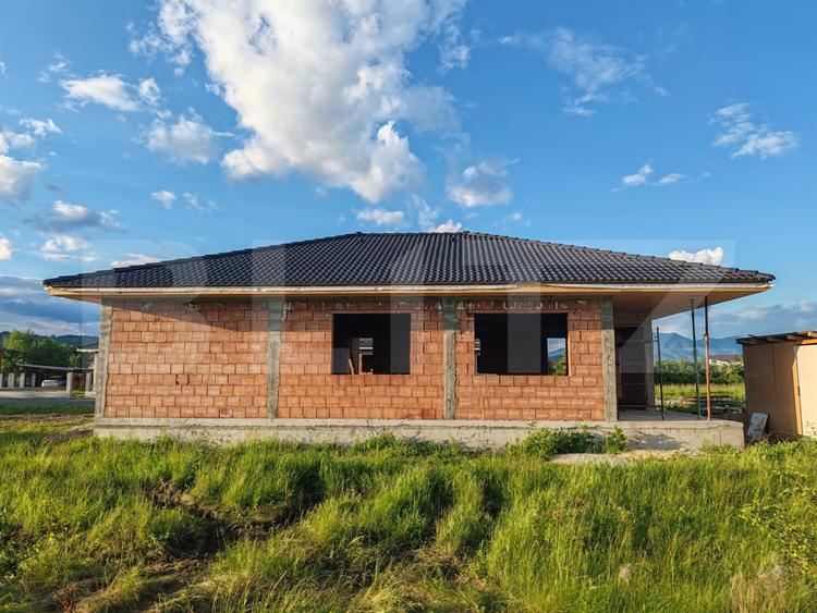 Casa Individuala de vanzare, 3 camere, 120 mp, zona Aerodrom