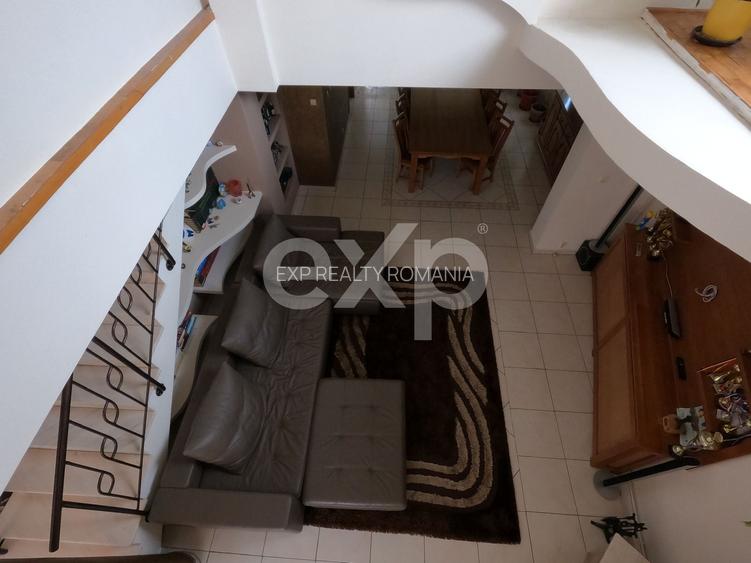 Vilă Exclusivistă cu Terasă și Curte Generoasă în Găvana, Pitești